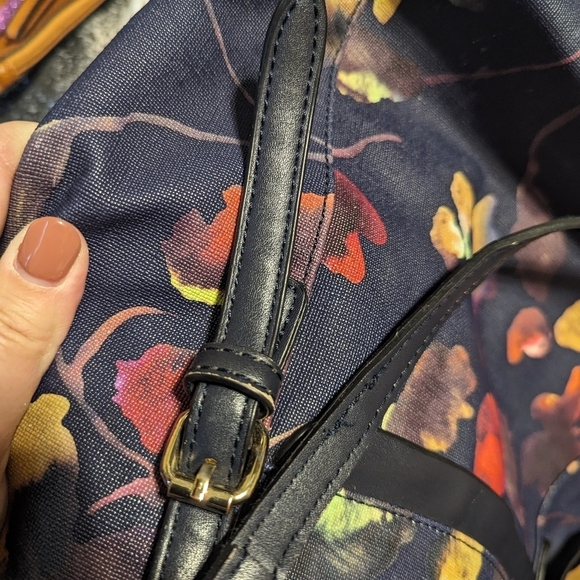 Clarks flower purse bag - Picture 4 of 8